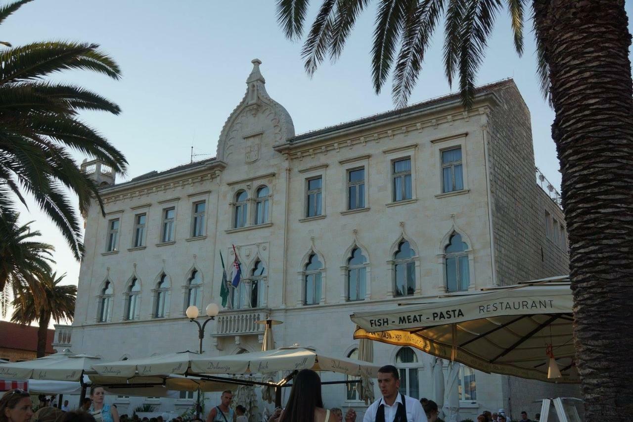 Apartment T&M Τρογκίρ Εξωτερικό φωτογραφία